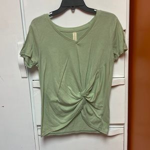 Women’s front knot top from Altard State! Size S